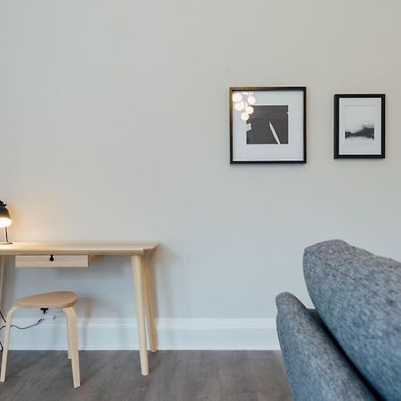 Stylish Stirling Apartment - Free Parking Eksteriør bilde