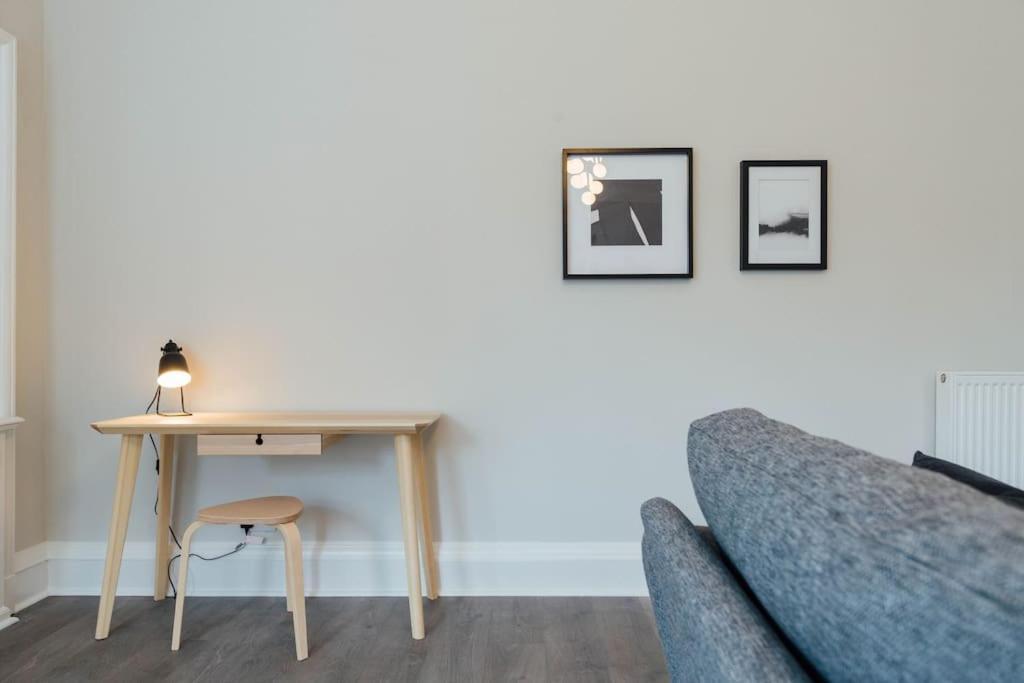 Stylish Stirling Apartment - Free Parking Eksteriør bilde