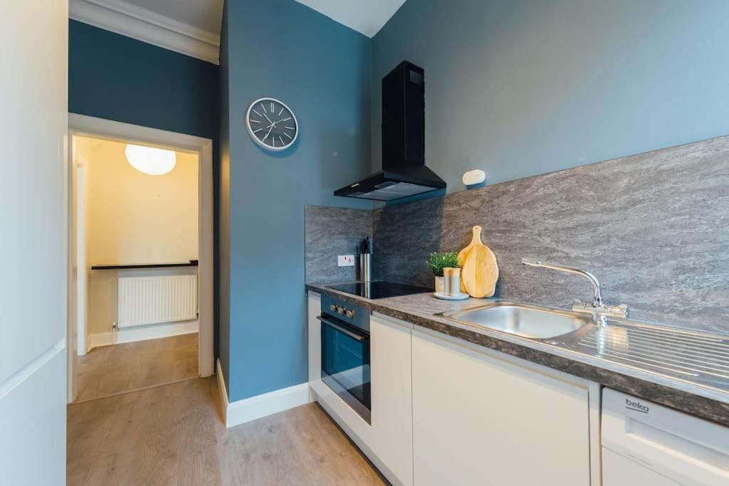 Stylish Stirling Apartment - Free Parking Eksteriør bilde